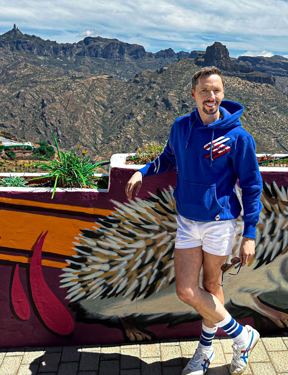 001768CD-20FA-4012-98CB-AA9CACA98994