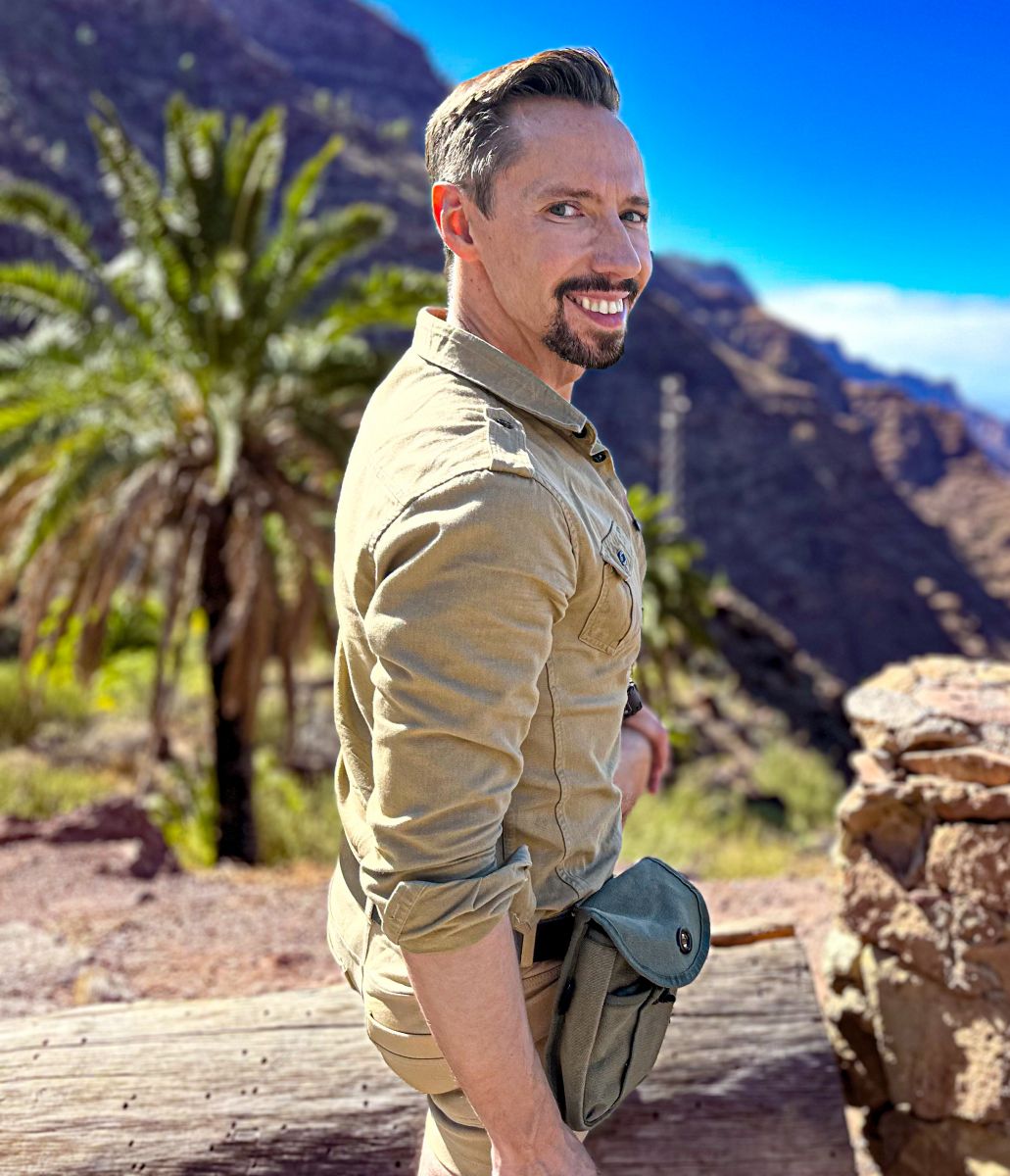 0DBAD4D4-F756-453F-ACC4-6E7F20E40FFC