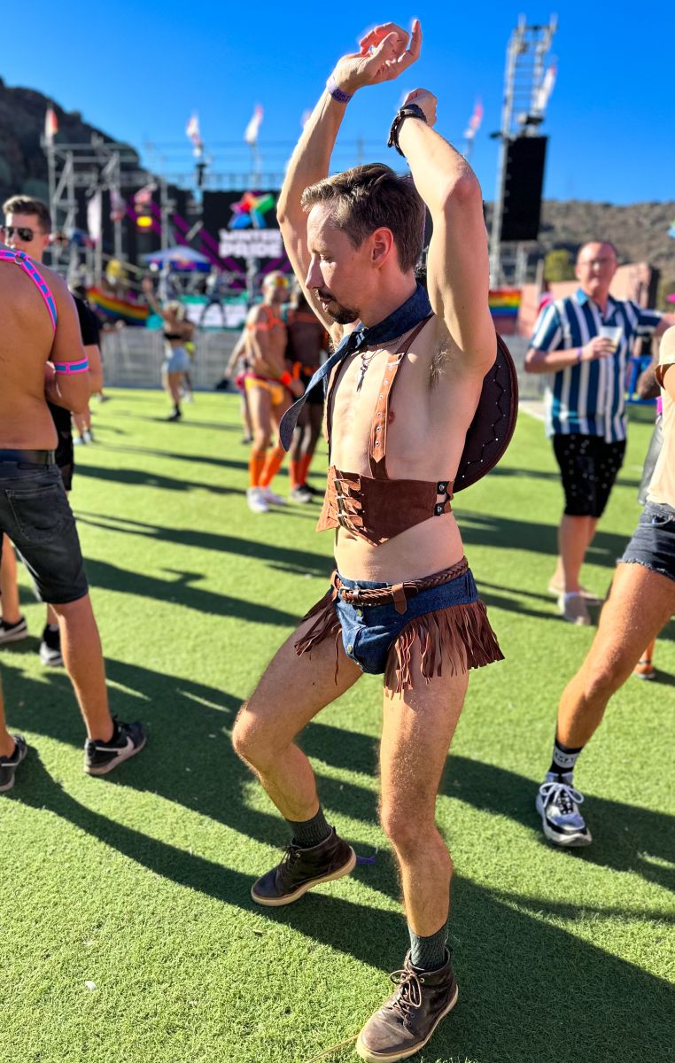 1B888AC0-3FB6-4248-B050-35A75A67F8EA