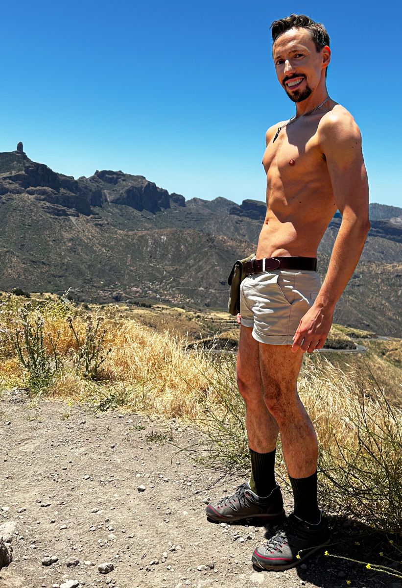 2FDBA767-D7B4-4EC6-BB5F-0608A410DE76