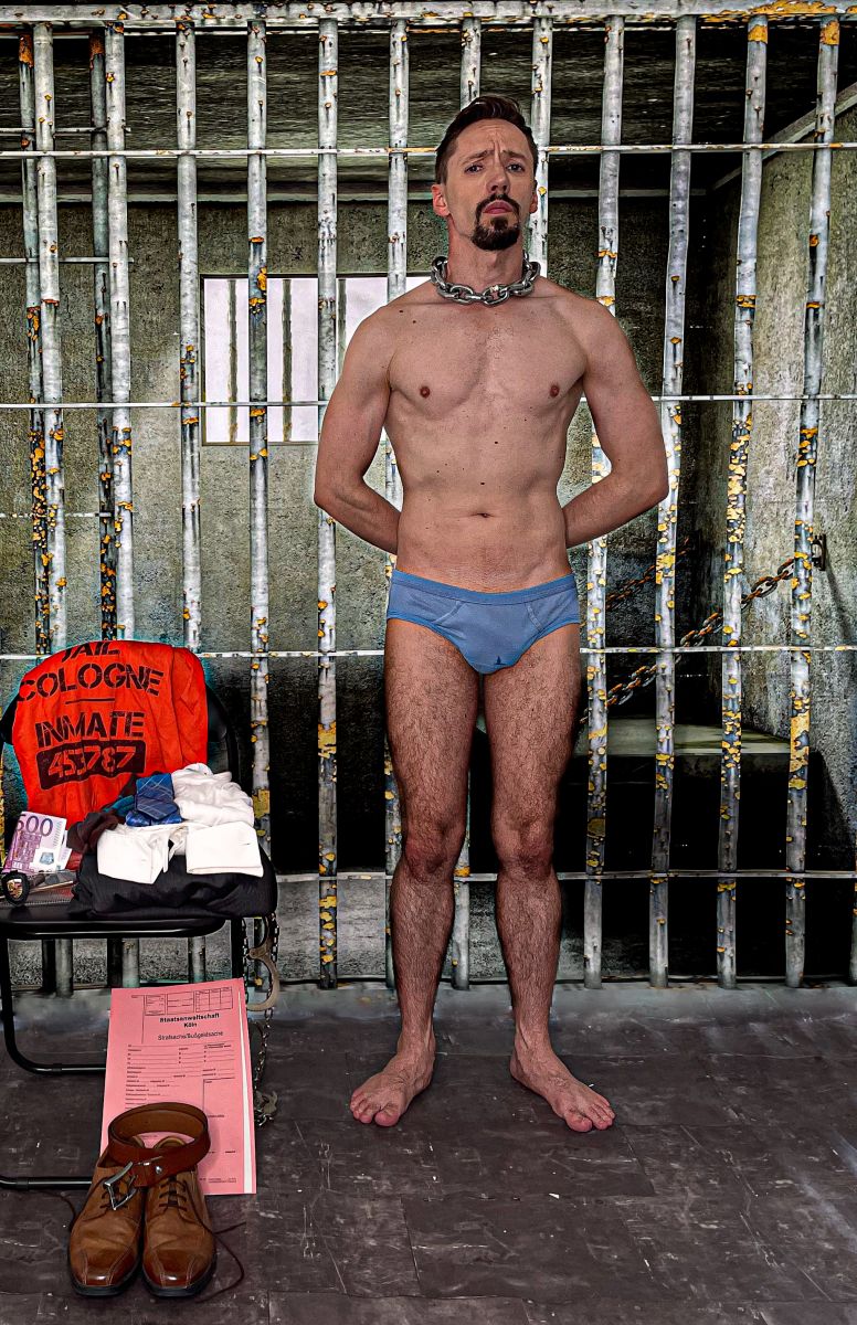 32E2C0E4-D652-489F-97AD-4E80917FE3D9