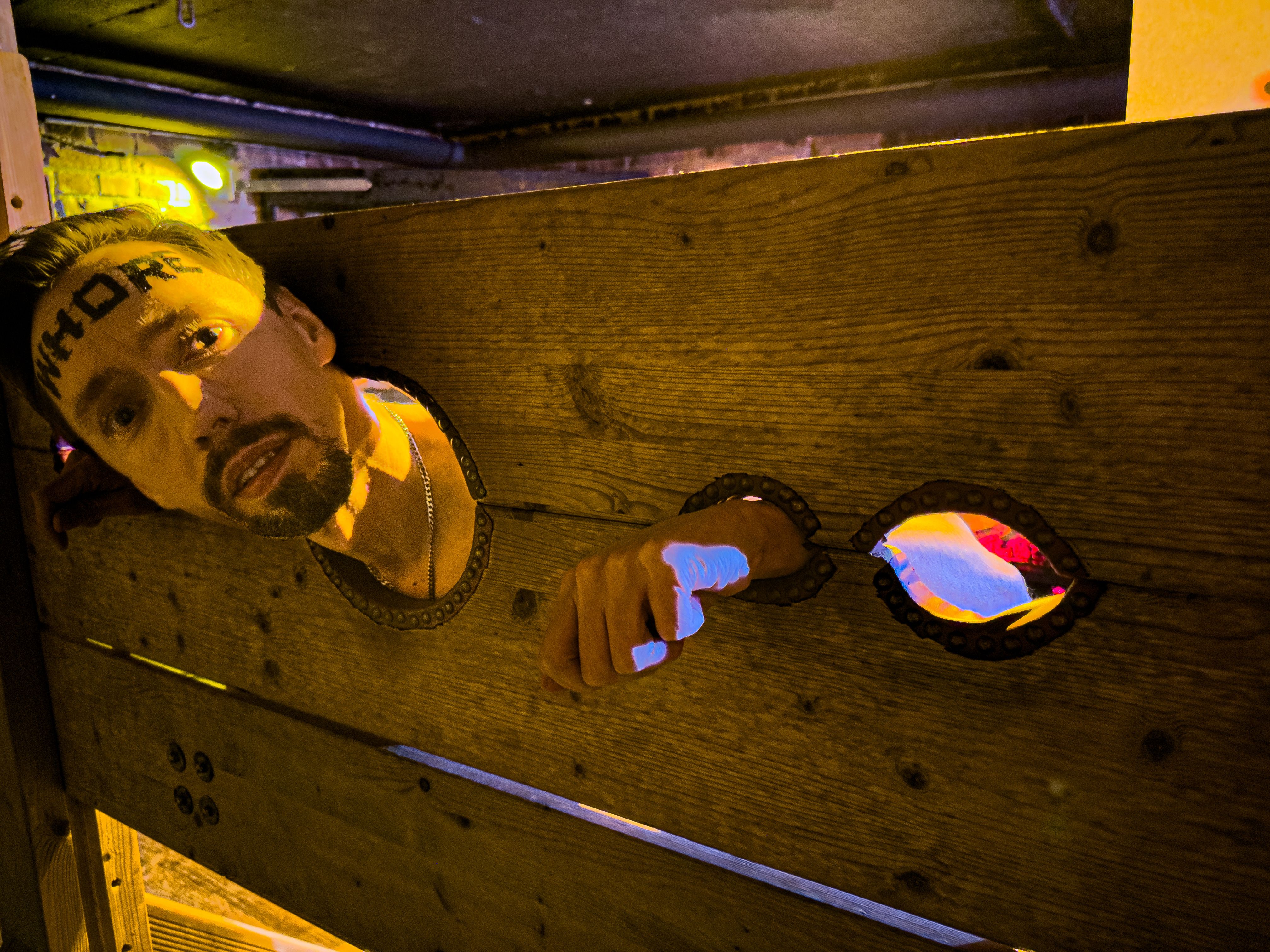 36B5B17B-66FC-4235-A294-A18A72B671CC