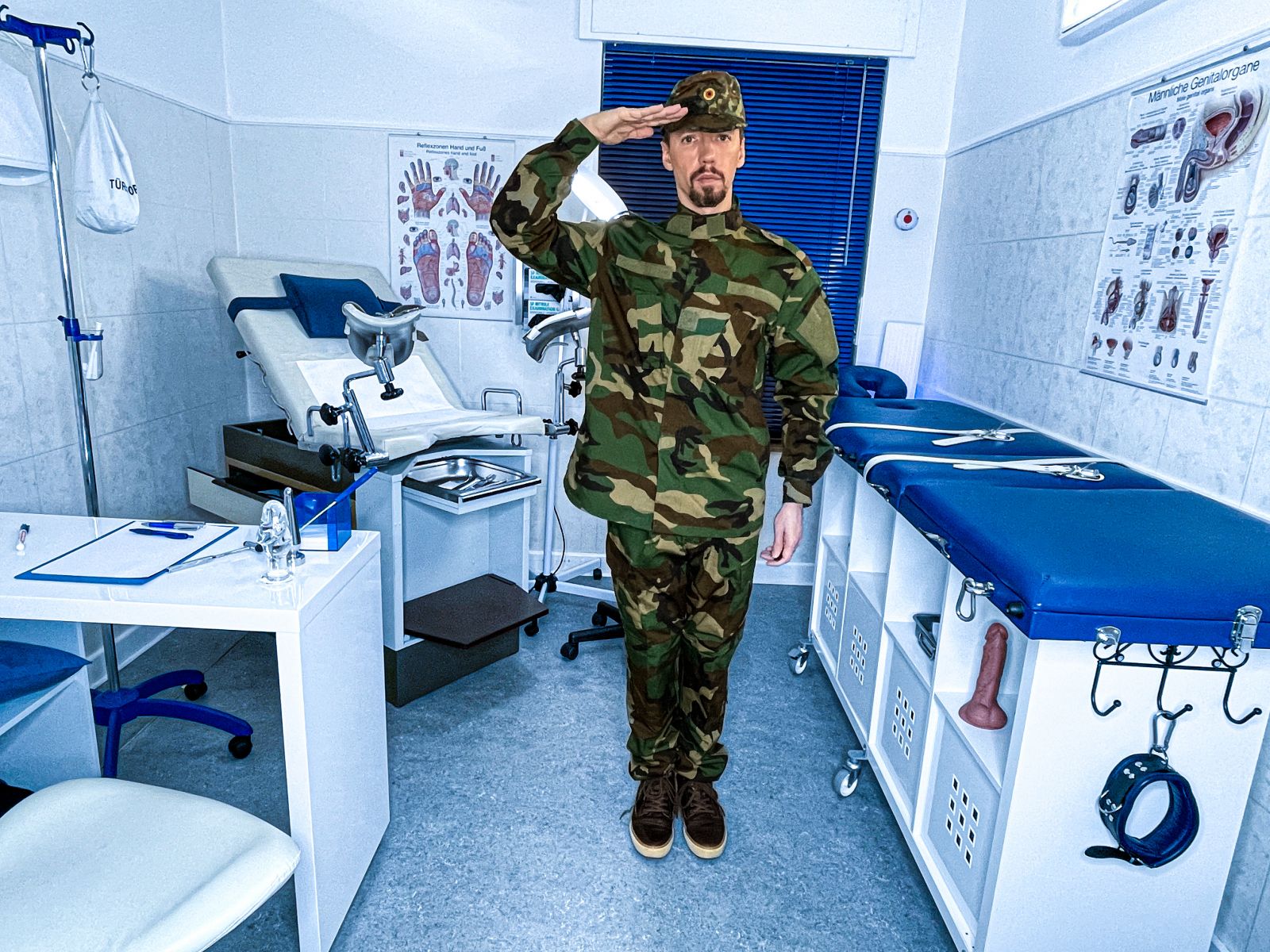 4598A9EC-B919-48CD-9677-94CDA30CF447