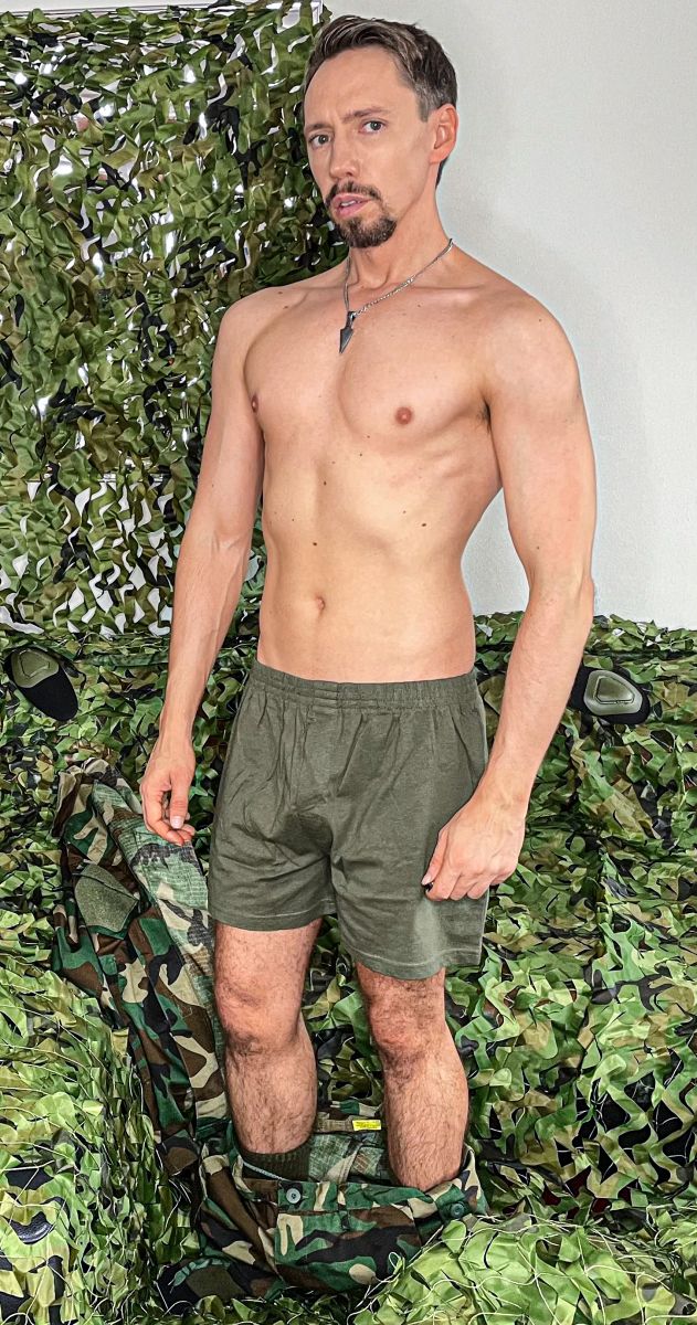 4A58F1E0-7687-4E89-B7B7-0F7FE93A8D63