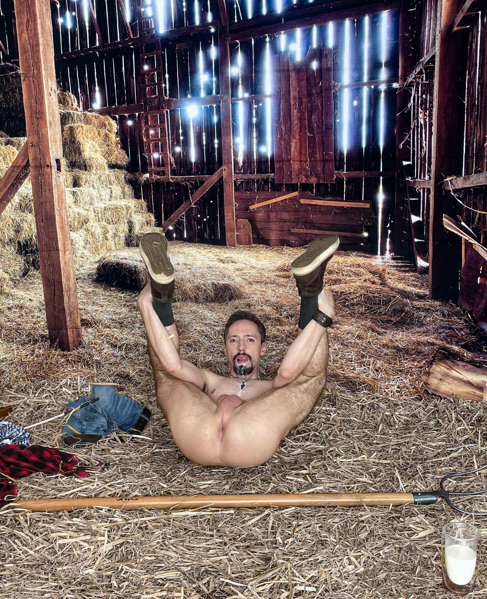 7BFEEC57-9838-4725-94CA-40C16CEB4389